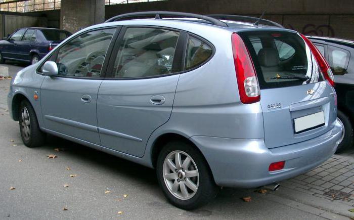 chevrolet minivans line-up