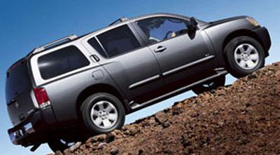 Een ruime SUV Nissan Armada. overzicht