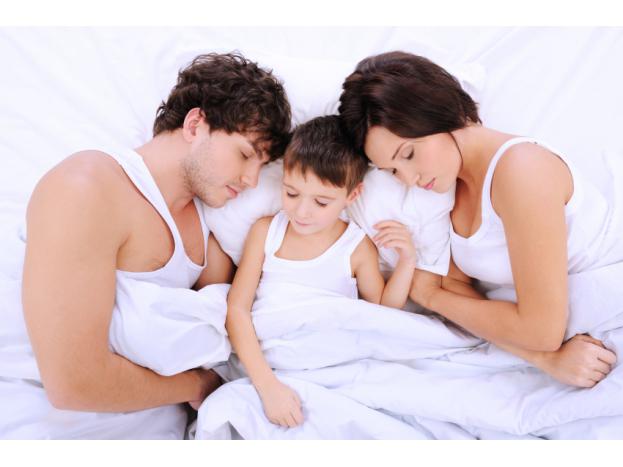 Als een kind met zijn ouders slaapt, hoe kunnen we hem dan spenen? Basisregels