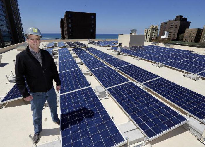 installatie van zonnepanelen in het appartement 