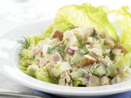 Salade met Pekinese kool en tonijn. Veel heerlijke recepten