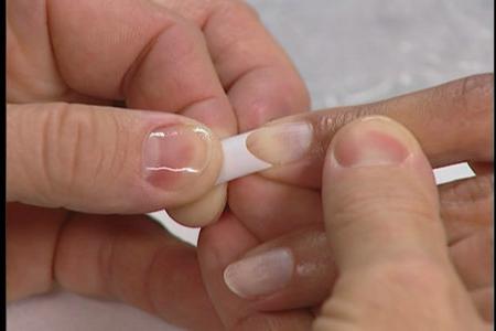 Acryl nagelverlengingen thuis: herinnering