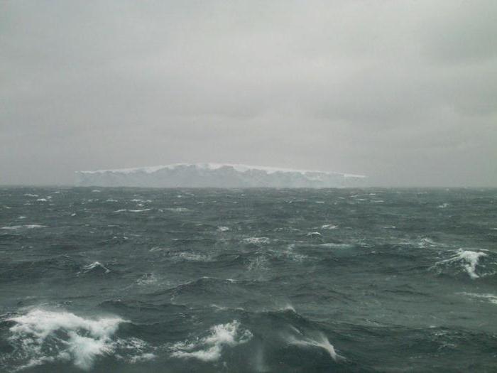 verschillen van de Stille Oceaan en de Atlantische Oceaan