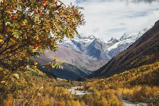 Dombai is een skigebied. Beschrijving, locatie en beoordelingen van toeristen