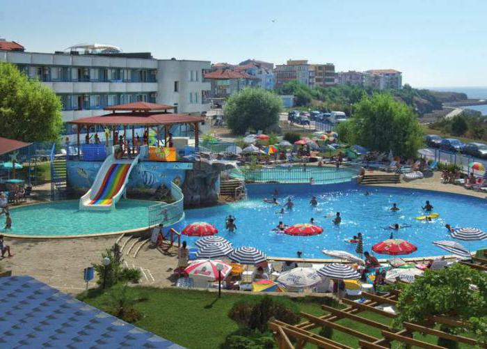 Perla Beach Resort (Primorsko, Bulgarije): beschrijving van de kamers, de service, beoordelingen