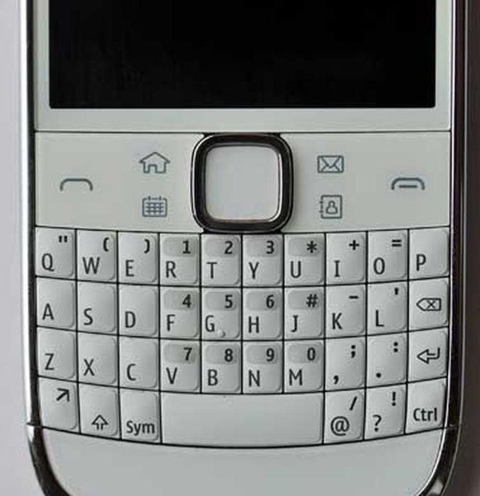 Nokia E6: specificaties, beoordelingen en recensies