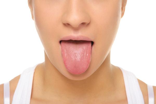 Het puntje van de tong doet pijn. Oorzaken van pathologie