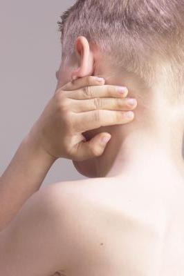 lymfeklieren in de nek achter het oor 